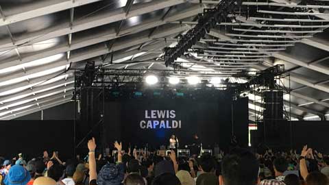 フジロック2018・2日目。LEWIS CAPALDI